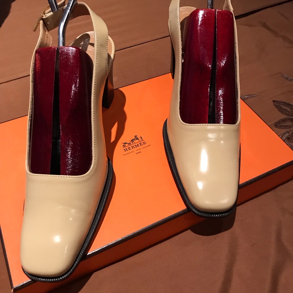 Hermes Cream Patent Leather Slingback Block Heels